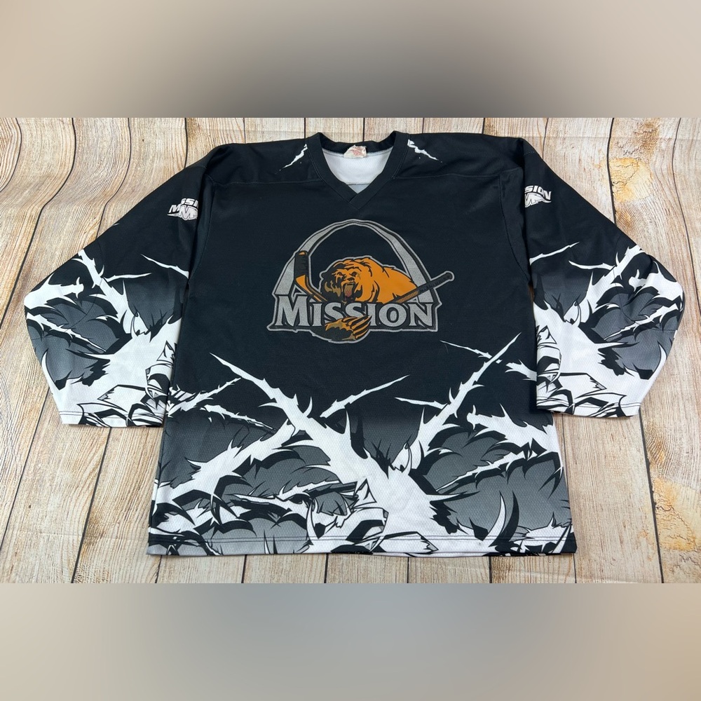 Vintage Mission Grizzly Bear Projoy Hockey Jersey Size Medium